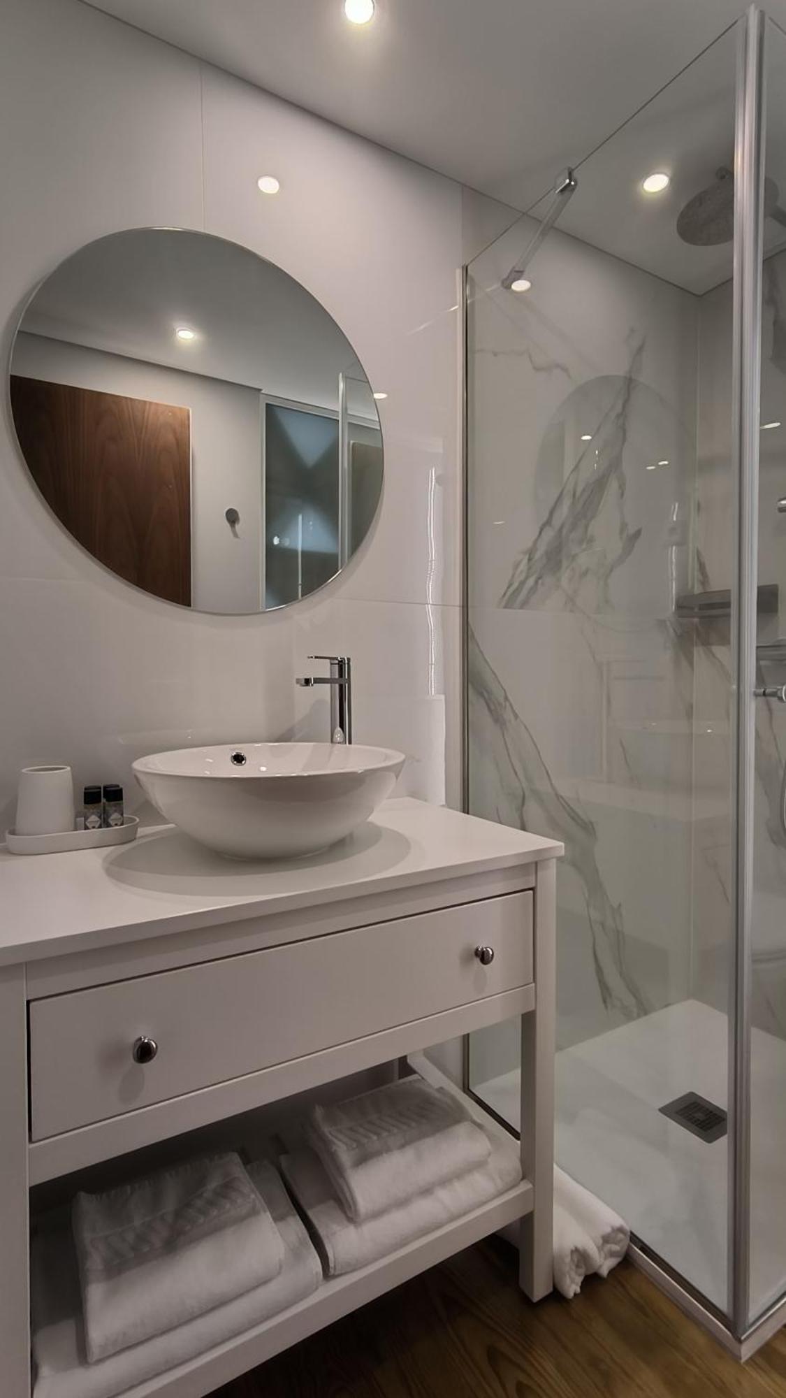 Domi Suites & Studios Guimarães Екстериор снимка